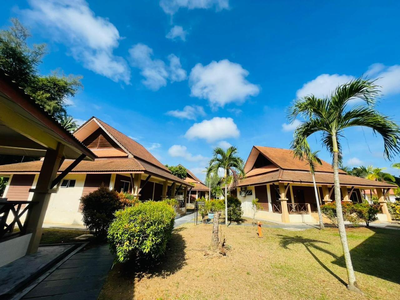 Rompin Beach Resorts Kuala Rompin Eksteriør billede