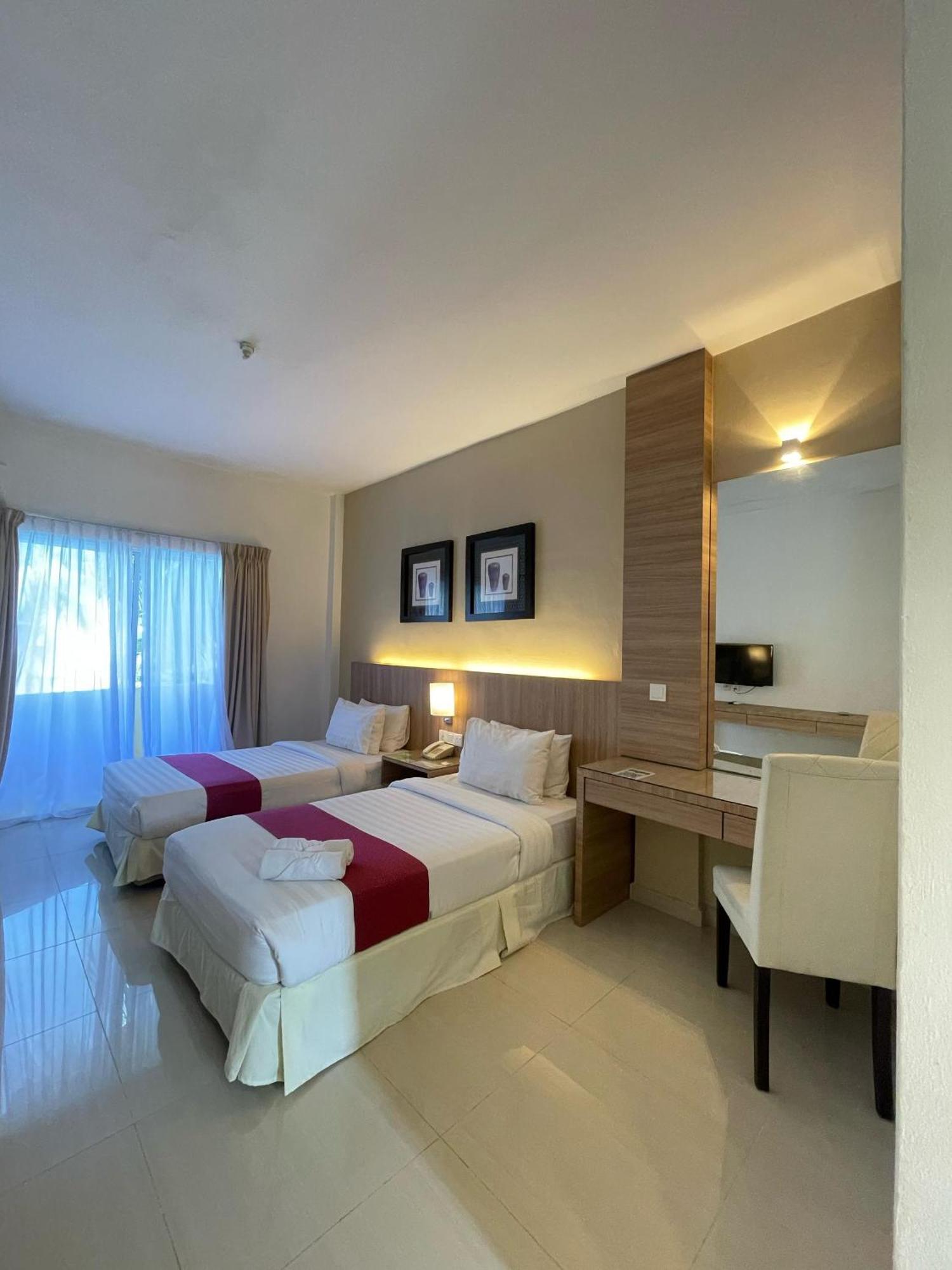 Rompin Beach Resorts Kuala Rompin Eksteriør billede
